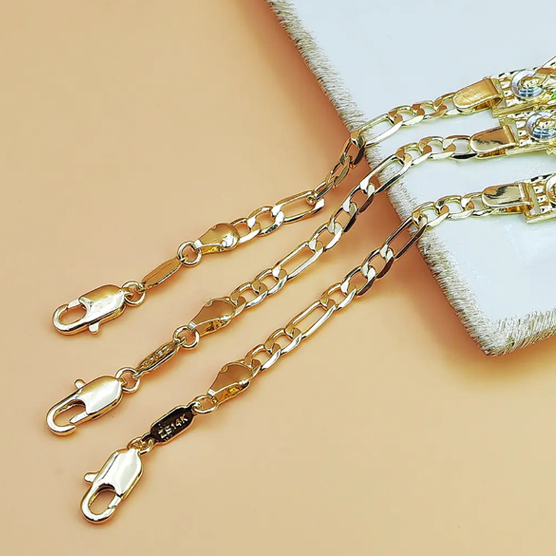 💎50% DE RÉDUCTION ! 💎 Bracelet Chaîne Figaro – Finition Dorée, Icônes Religieuses & Design Unisexe (18,5 cm) 🎁✝️