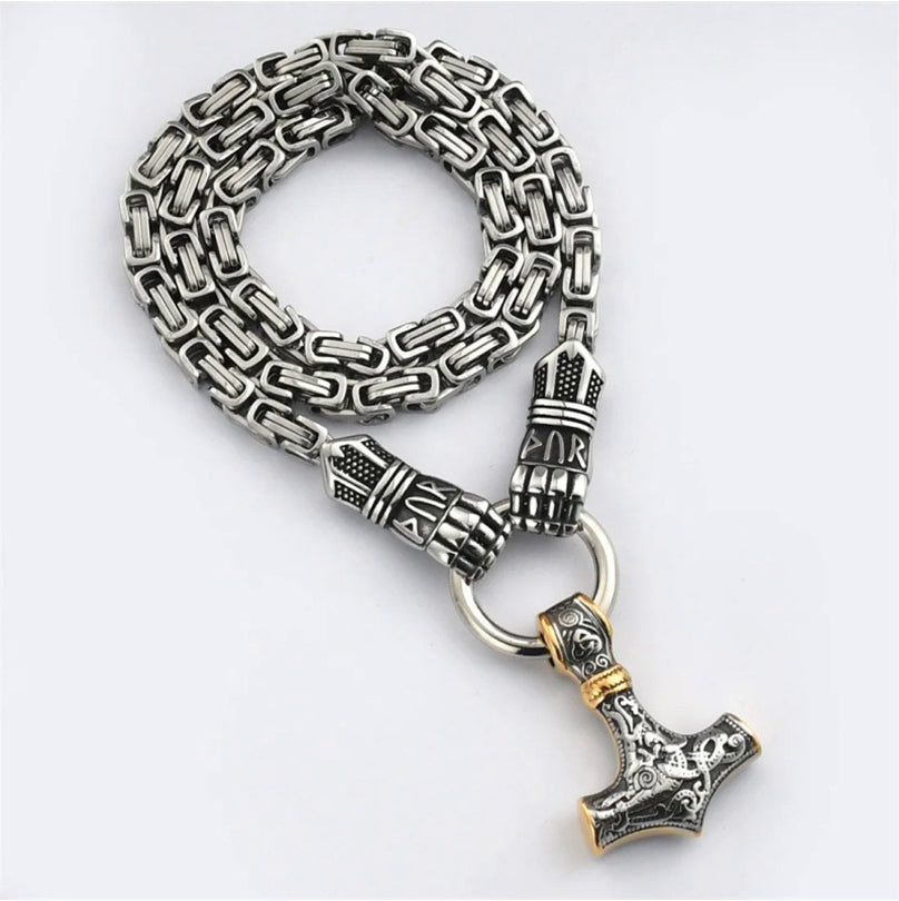 ⚡🔥 PROMO FLASH 50% ! Collier Marteau Thor Viking – Chaîne Byzantine Acier Inoxydable, Pendentif Mjolnir Bicolore, Runes Gravées, 60-70cm, Argent ou Or, Idéal Look Nordique & Mystique 💪✨