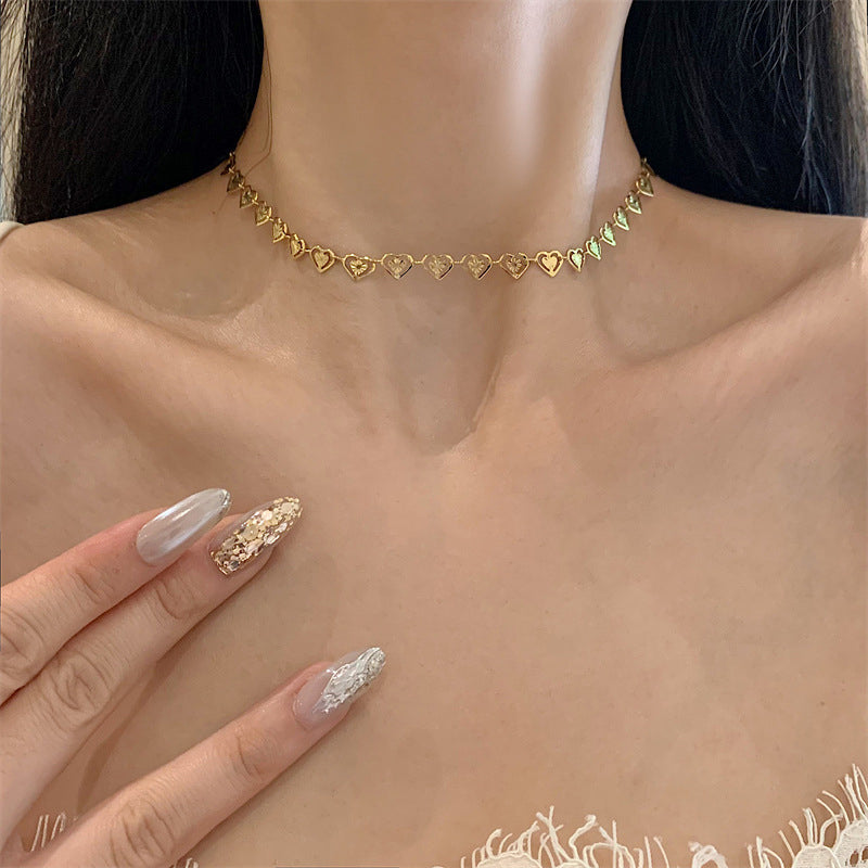 ✨ Collier Cœur Radieux – Acier inoxydable, cœur ajouré & finition polie – Un bijou élégant pour le quotidien 💎