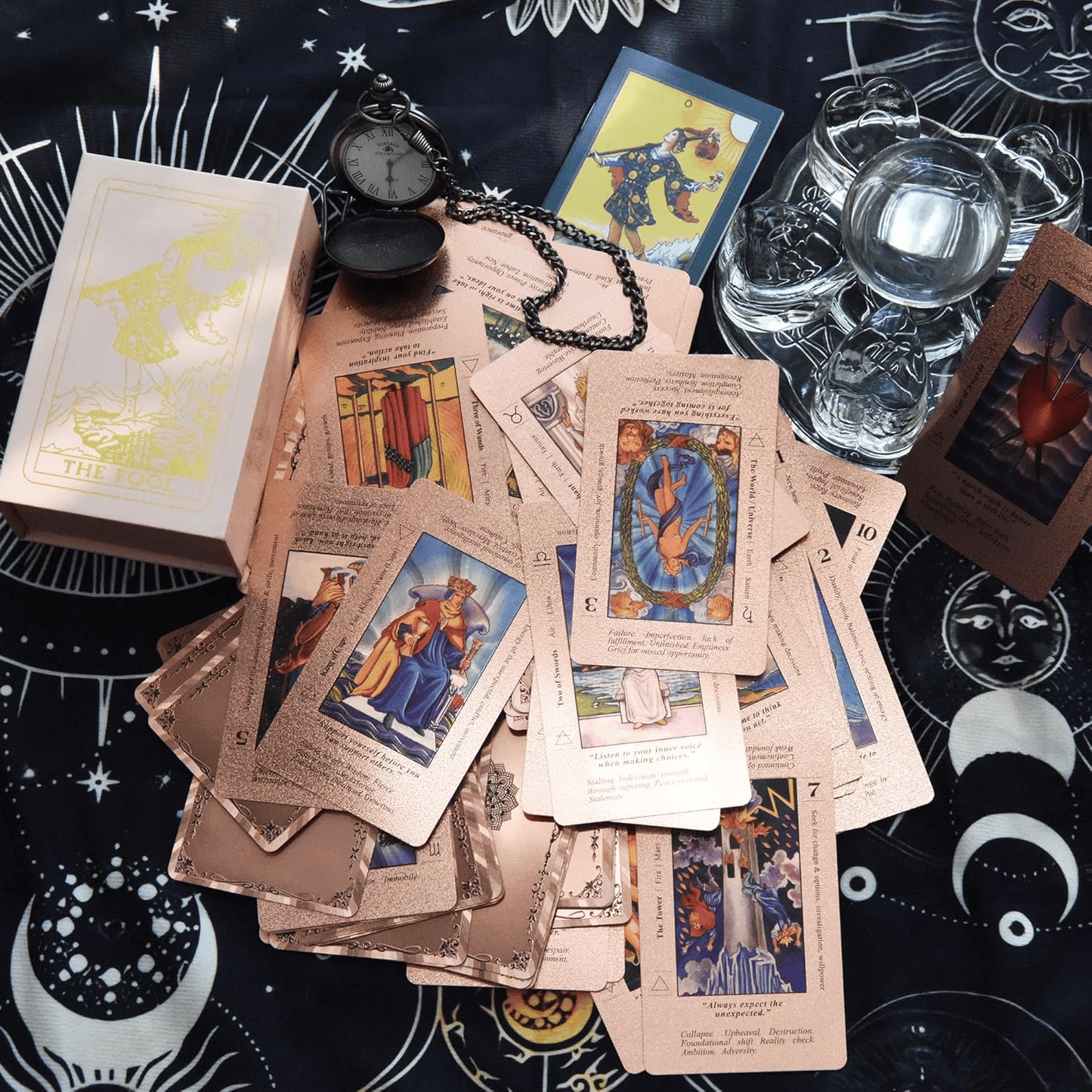 📢50% DE RÉDUCTION✨Jeu de Tarot « Witchy Cauldron » Rose Gold – 80 Cartes Feuille d’Aluminium + Livre Guide Inclus⚡