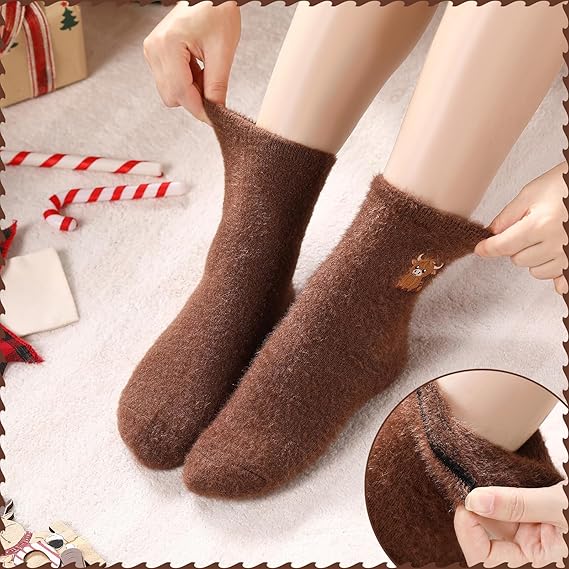 🔥Chaussettes douillettes brodées pour femmes avec motif de vache des Highlands