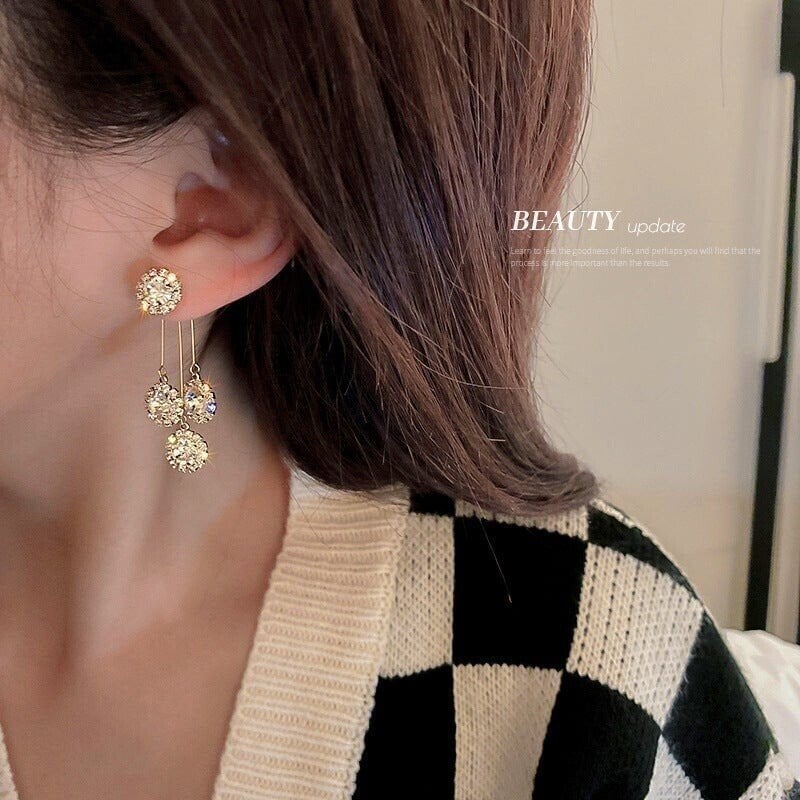 💐50% DE RÉDUCTION💖Boucles d’Oreilles Pétales Rondes – Doré ou Argenté, à Vous de Choisir 💛🤍【Offre Limitée】
