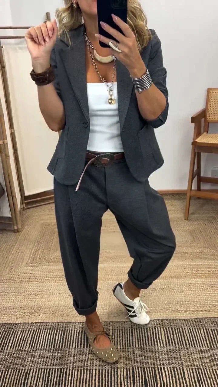 💎50% DE RÉDUCTION – TEMPS LIMITÉ💎Ensemble Veste à Col & Pantalon pour Femme – Coupe Cintrée, Tissu Doux & Look Professionnel Élégant👖✨