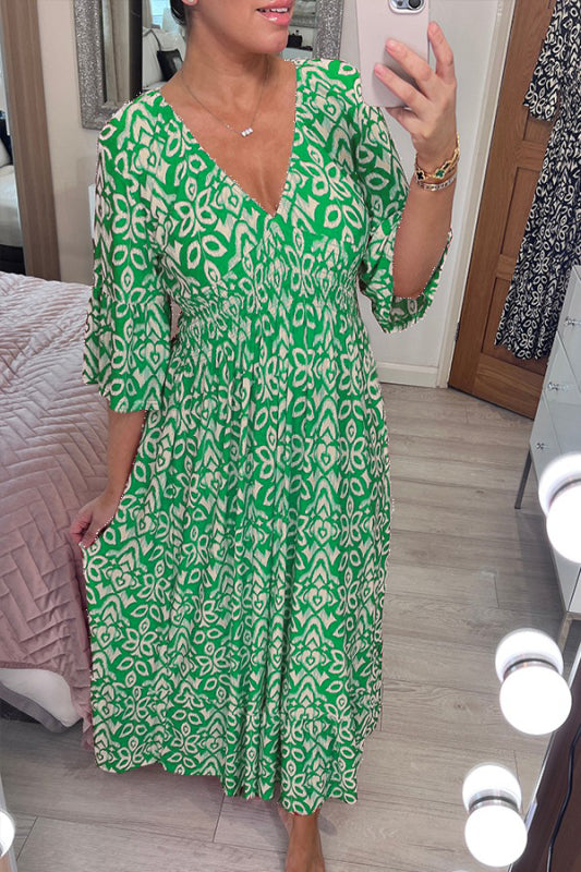 🌸50 % de Réduction🔥Robe à fleurs à col en V – Élégante, légère & parfaite pour les journées ensoleillées👗