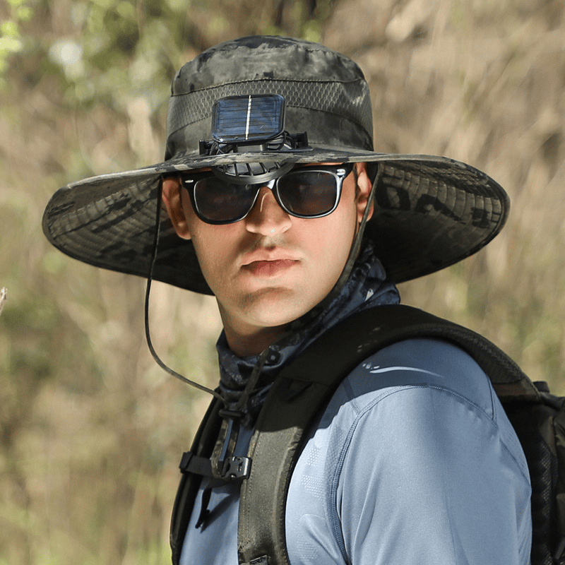 🎁 Soldes d’été –50 % de réduction 🌞 Chapeau solaire ultraléger 2026 avec ventilateur intégré – Plus léger qu’une casquette de baseball ! ⚾ (Seulement 11 oz / 312 g)