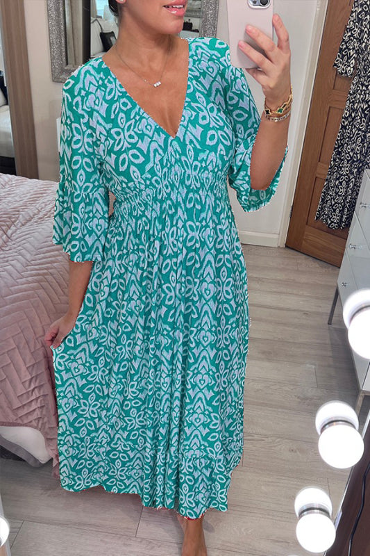 🌸50 % de Réduction🔥Robe à fleurs à col en V – Élégante, légère & parfaite pour les journées ensoleillées👗