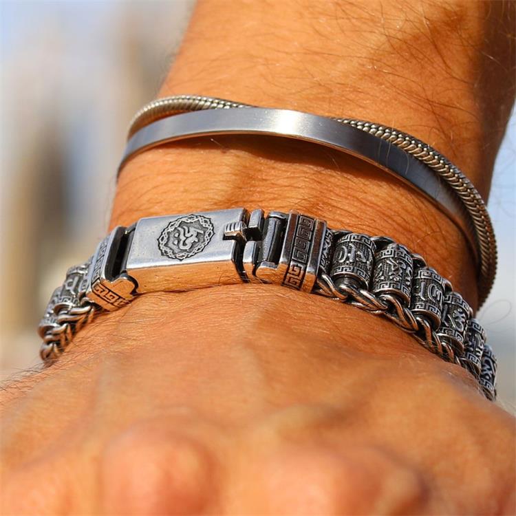 Bracelet Roue de Prière Tibétaine en Argent 925 – Porte-Bonheur Spirituel & Cadeau Élégant