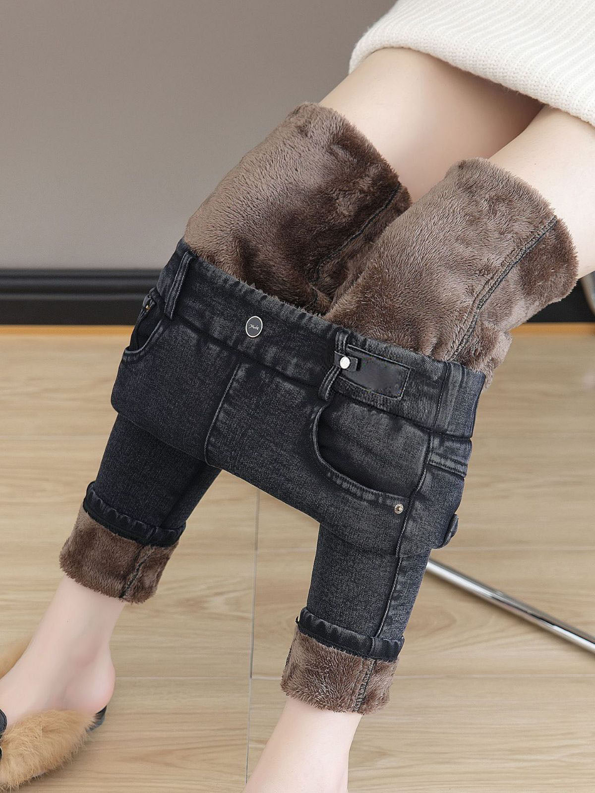 👖 50% DE RÉDUCTION! ✨ JEAN SKINNY CHAUD - Taille Haute & Tissu Stretch, Confort Optimal pour l'Hiver, Style Tendance pour Quotidien et Sorties ❄️💃