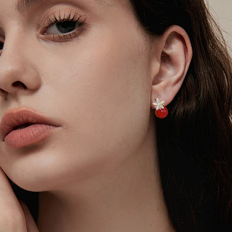 Boucles d'oreilles délicates en perles et fleurs