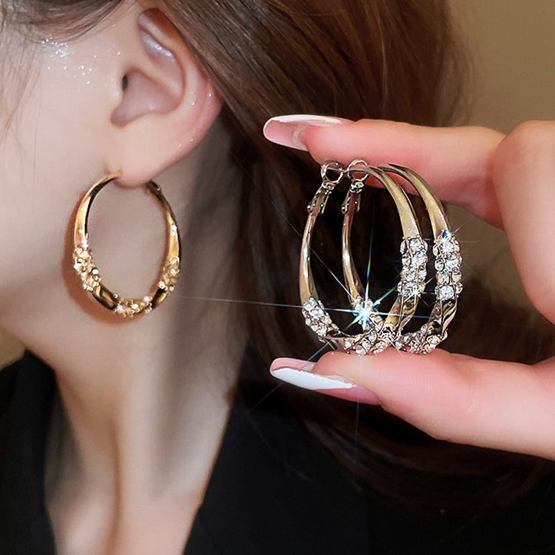 🌙💎Boucles d'oreilles circulaires avec zircon