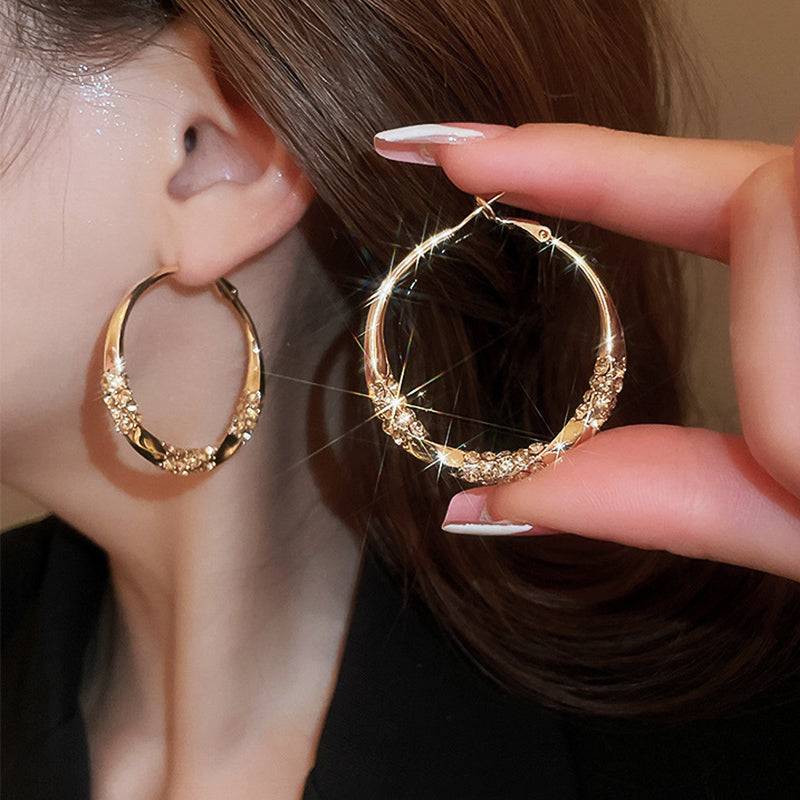 🌙💎Boucles d'oreilles circulaires avec zircon