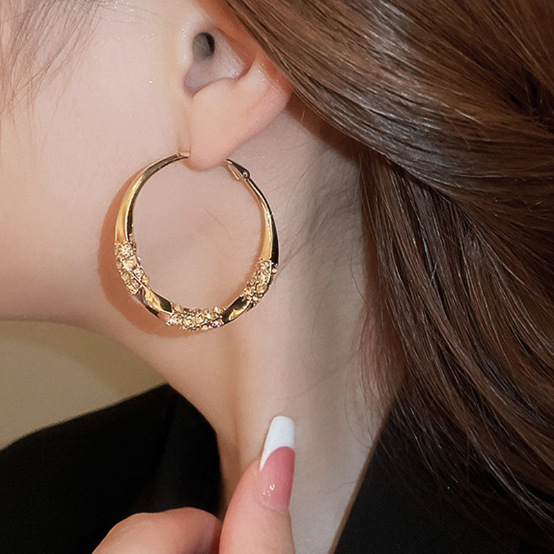 🌙💎Boucles d'oreilles circulaires avec zircon