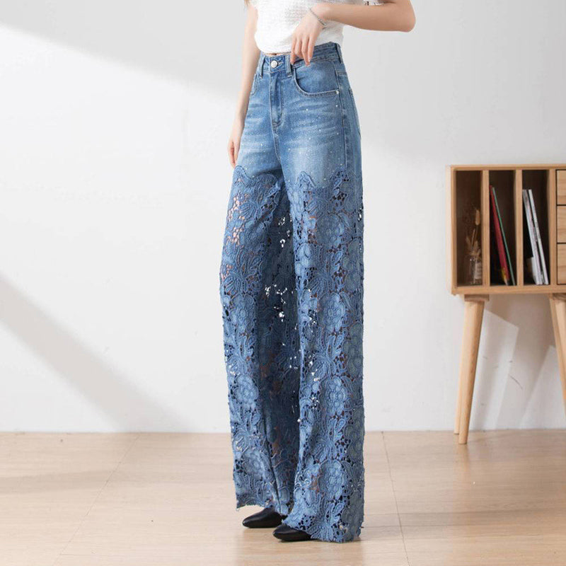 Pantalon large en denim bleu à taille haute pour femmes avec empiècements en dentelle découpés