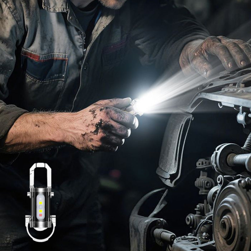 📢50% de réduction💡Lampe de poche porte-clés rechargeable – 7 modes, étanche & ultra-puissante, plus légère qu’une clé ! 🔑