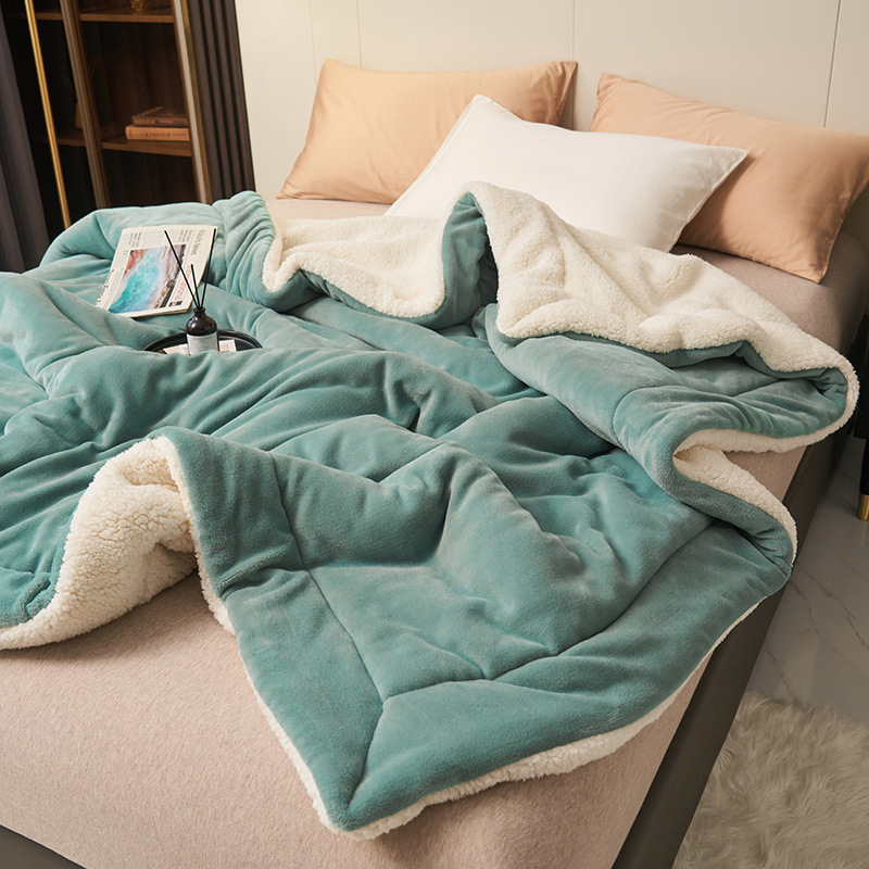 ❤️‍🔥Cadeau d'hiver🎁Couverture en peluche d'agneau épaisse double couche