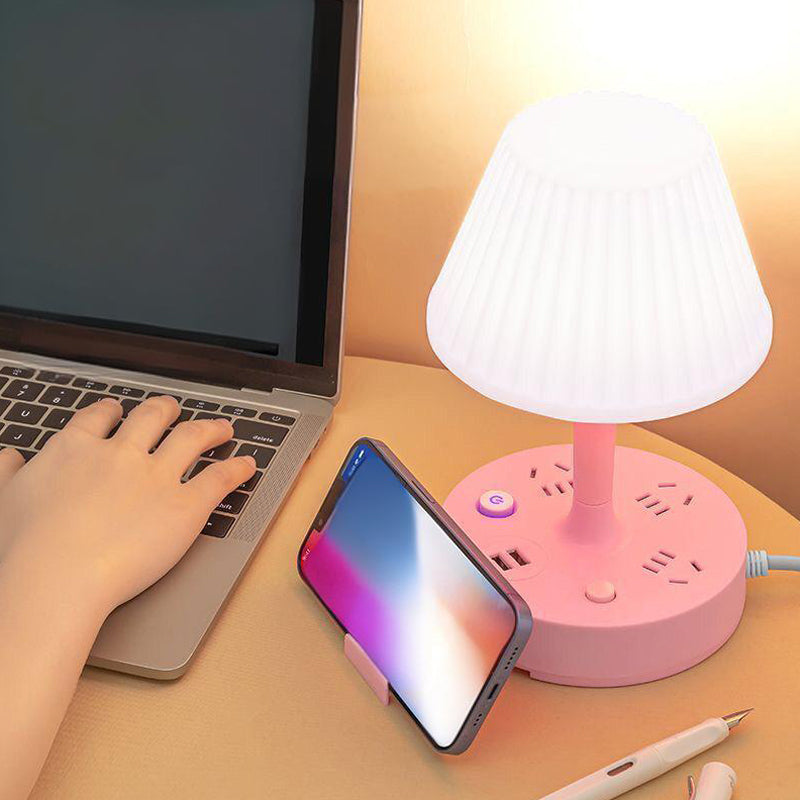 ✨Lampe d’Appoint avec Double Prise (USB + Secteur) - Confort & Sécurité