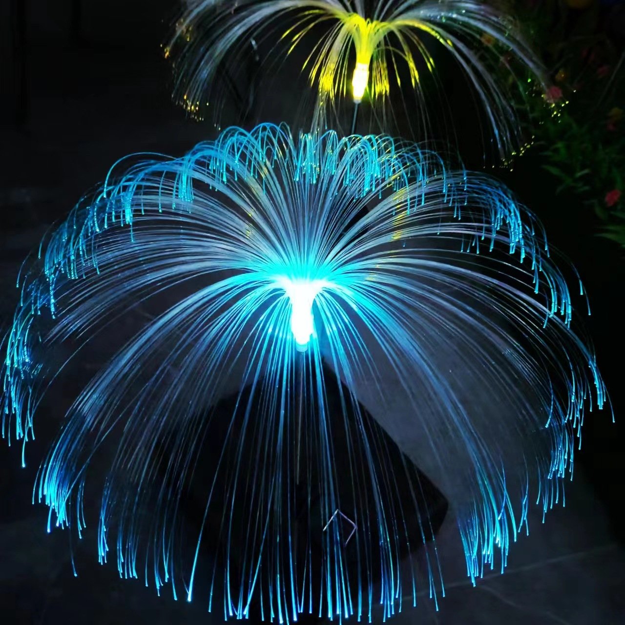 Lampe de Jardin Solaire – Lampe Méduse à Couleurs Changeantes