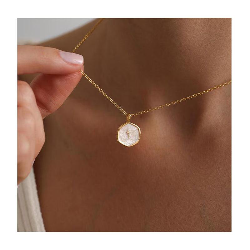 ✨Collier Croix Minimaliste en Acier Inoxydable – Émail Nacré, Hypoallergénique, 3 Couleurs Douces