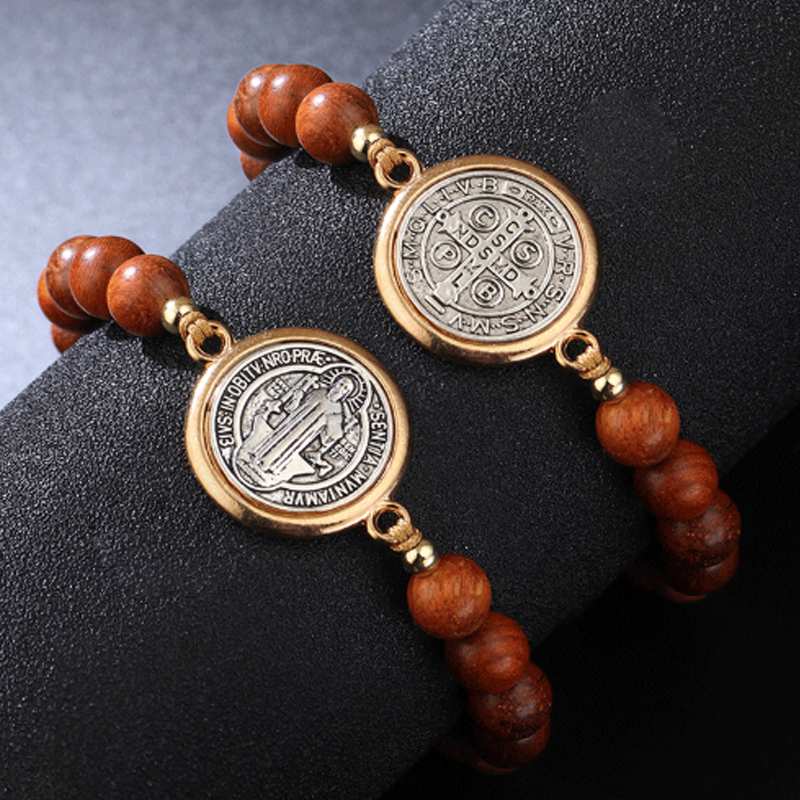 Bracelet unisexe réglable en perles de bois de Saint-Benoît