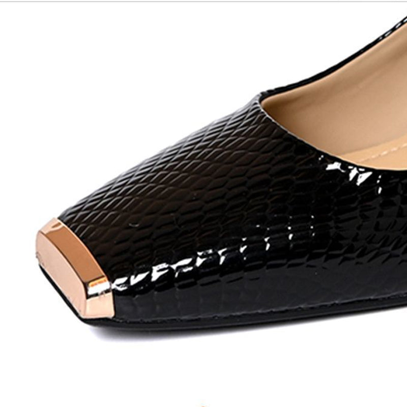 👠 Escarpins à talons carrés en imitation peau de serpent pour femmes – Bout carré, détail métallique et confort optimal toute la journée ✨