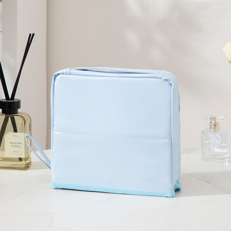 📢📢50% de réduction⏰Trousse à cosmétiques élégante à compartiments – Style minimaliste, rangement intelligent et ultra-pratique✨