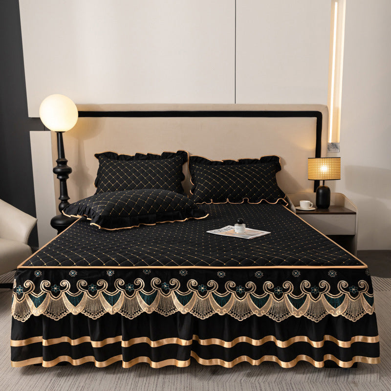 🧺🛏️ Linge de lit en coton doux – Finition volantée, lavable en machine sans repassage, garde sa douceur lavage après lavage, pour des nuits enveloppées de fraîcheur et de poésie ☁️📜