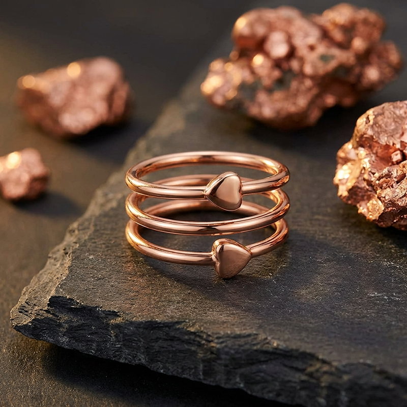 Bague en cuivre réglable à motif cœur spiralé