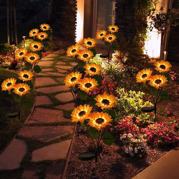 🌻 50% DE RÉDUCTION ! ☀️ Lampes Solaires Tournesol Étanches – Pétales Réalistes, IP65 & Allumage Automatique – 8–12 h d’Éclairage – Parfaites pour le Jardin ou la Terrasse 🌿✨🏡