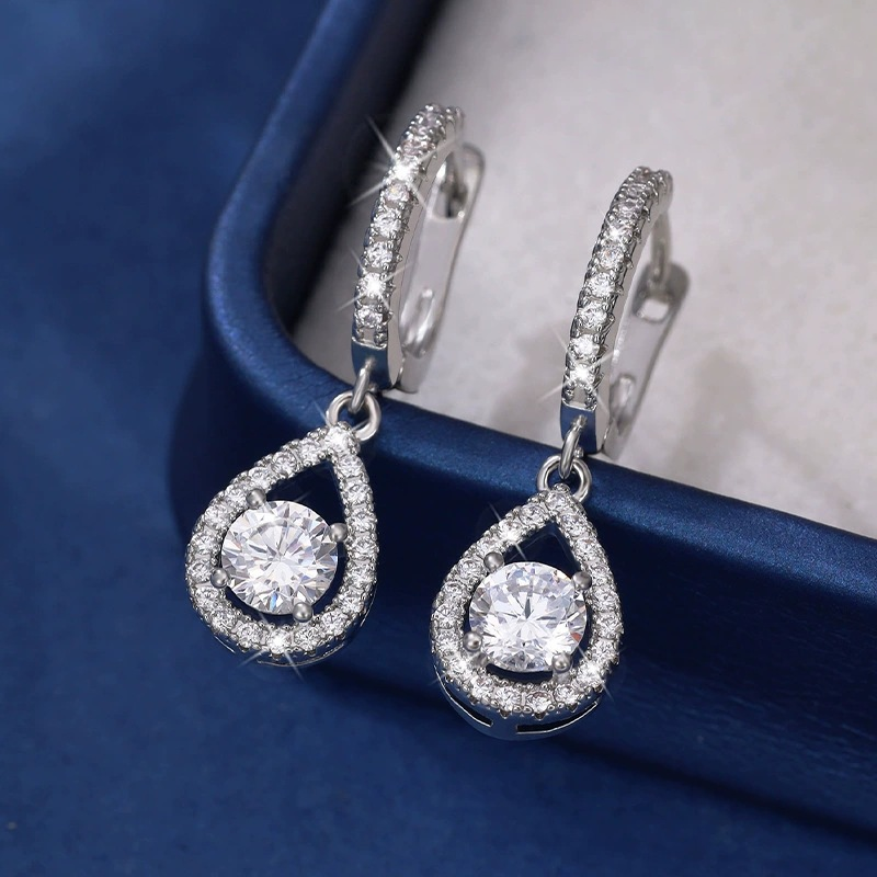 💎50% DE RÉDUCTION!✨Boucles d'Oreilles Créoles Goutte – Zircon Éclatant, Sertissage Pavé, Fini Or ou Argent Pour Une Élégance Intemporelle🎀