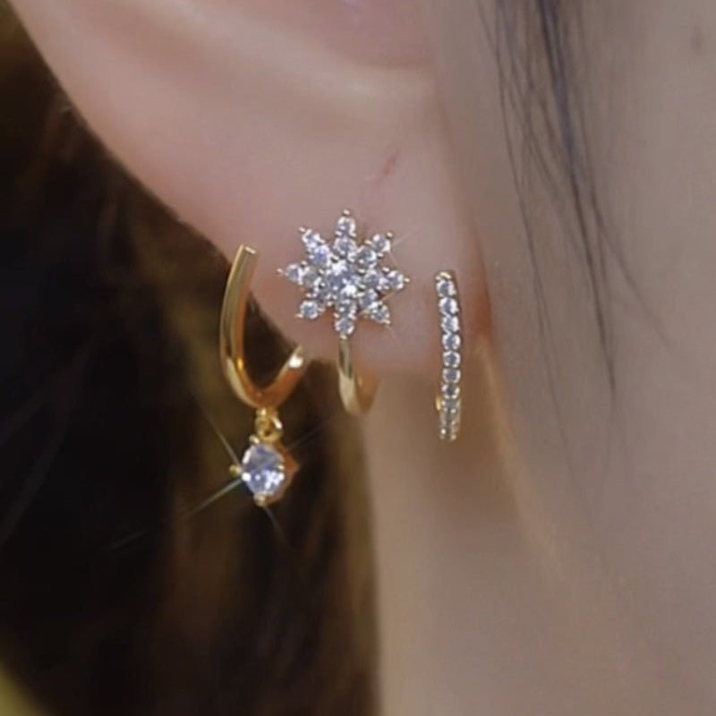 Boucles d'oreilles griffes scintillantes pour femme