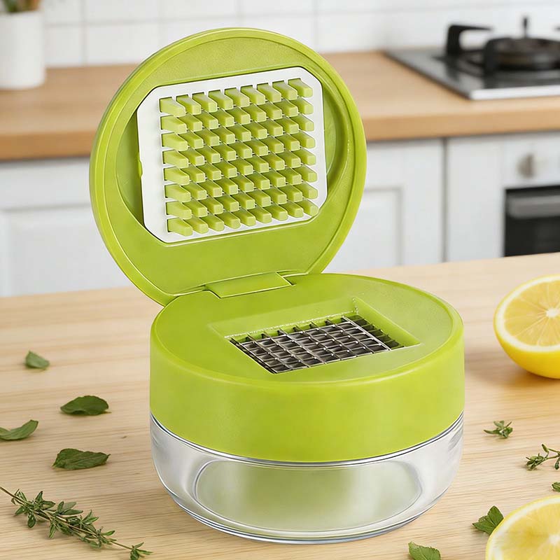 🧄🔪🍲 OFFRE LIMITÉE 50% DE RÉDUCTION! Mini Hachoir à Ail et Presse-Ail avec Récipient – Design 2-en-1, Hache et Écrase l’Ail Sans Effort – Idéal pour la Préparation Rapide des Repas et les Petites Cuisines 🌿✨