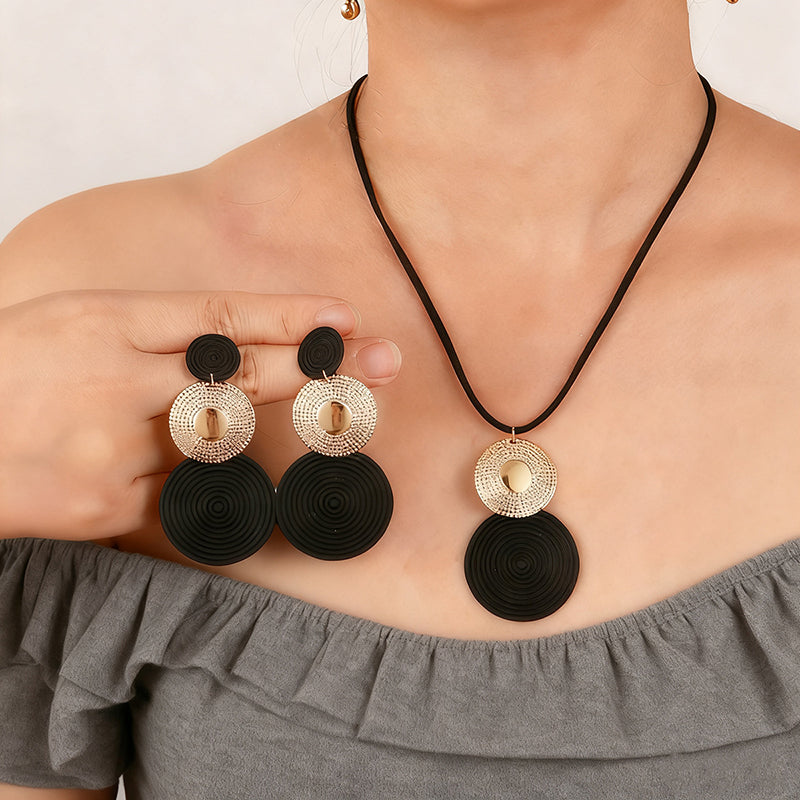 Parure collier & boucles d'oreilles chic moderne