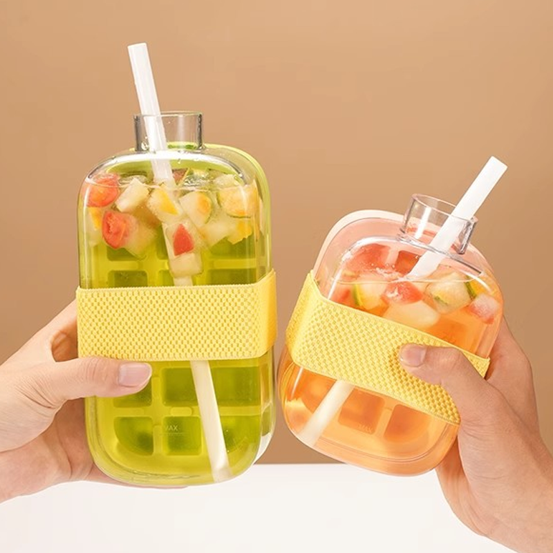 🏋️‍♂️ PROMO LIMITÉE -50% ! 🚰 Bouteille Cocktail 2-en-1 avec Moule à Glaçons Intégré – Sans BPA, Silicone Alimentaire, Anti-Fuite, 500ml/800ml, Idéale Gym & Outdoor 💪