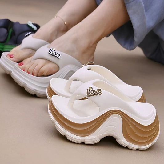 Sandales à plateforme avec brides entre les orteils pour femme