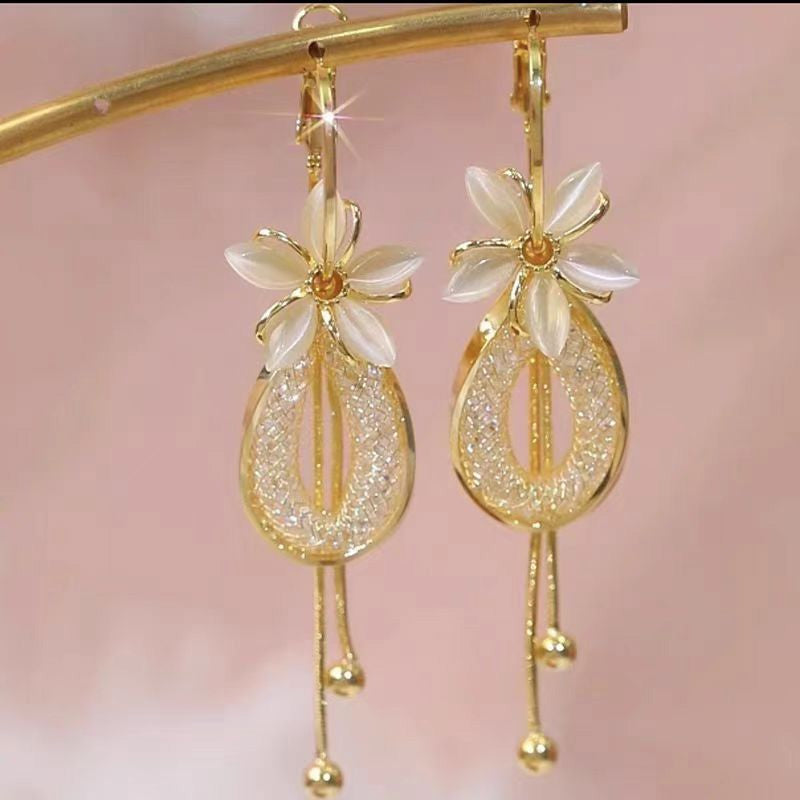 🌸PROMO LIMITÉE 50% DE RÉDUCTION✨Boucles d'Oreilles Fleurs & Pompons – Iridescentes, Scintillantes, Dynamiques✨