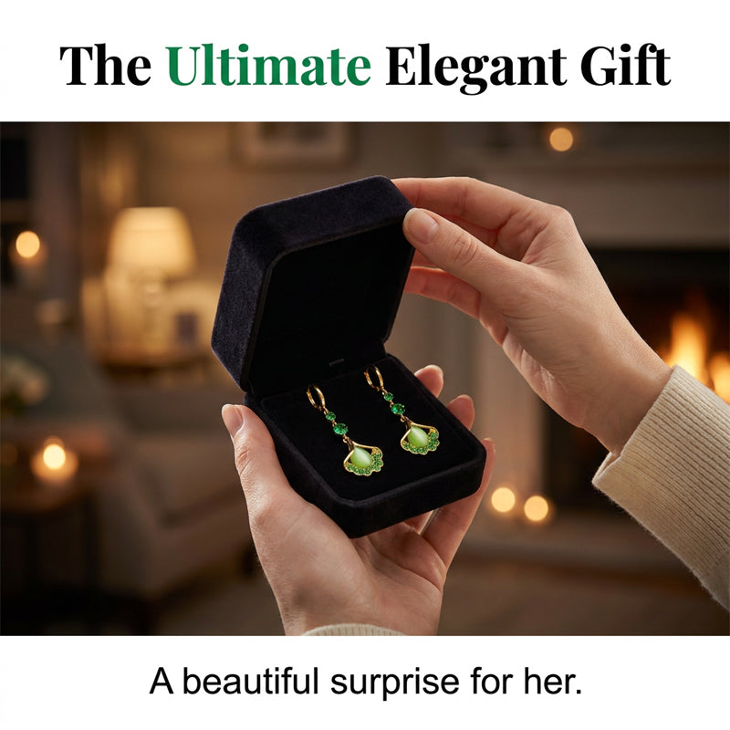 🍃 PROMO LIMITÉE 50% DE RÉDUCTION ! 💥 Boucles d'Oreilles Feuille Ginkgo Pompons – Pierre Verte, Ultra-Légères, Élégantes ✨