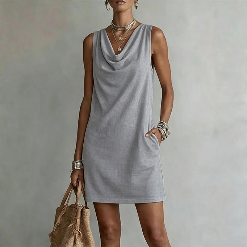 👗50% DE RÉDUCTION💥Robe slim fit col bénitier – Sans manches & poches latérales – Polyvalente, parfaite pour le bureau ou les soirées – élégante et confortable ✨🌸
