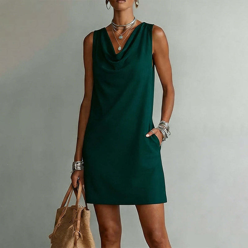 👗50% DE RÉDUCTION💥Robe slim fit col bénitier – Sans manches & poches latérales – Polyvalente, parfaite pour le bureau ou les soirées – élégante et confortable ✨🌸