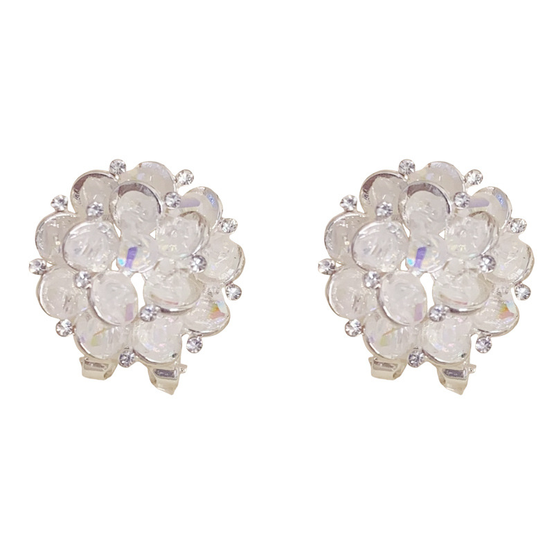 💎✨🦢 OFFRE LIMITÉE 50% DE RÉDUCTION! Boucles d'Oreilles à Pousses Florales Glamour – Cristaux Multi-Facettes, Tiges Hypoallergéniques, Éclat Brillant – Parfaites pour les Mariages, Fêtes ou Soirées Glamour 🥂