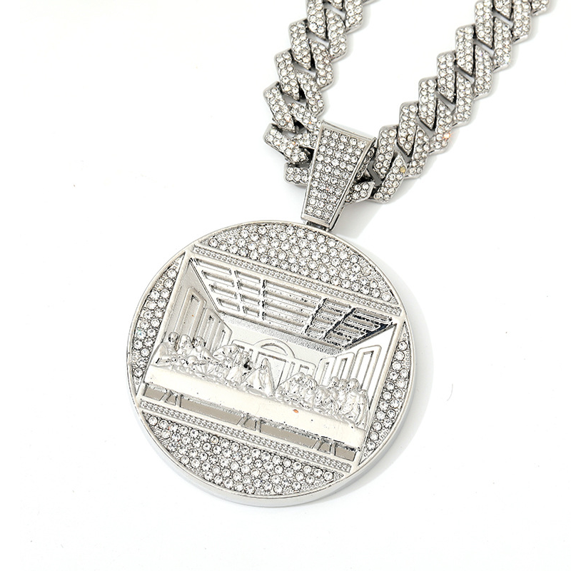 ✨👑 OFFRE LIMITÉE 50% DE RÉDUCTION! 🪙Chaîne cubaine pendentif surdimensionné – Maillon massif & charme accrocheur – Rehaussez votre style streetwear.