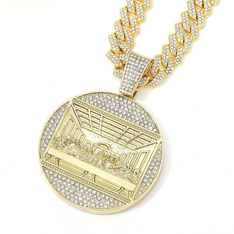 ✨👑 OFFRE LIMITÉE 50% DE RÉDUCTION! 🪙Chaîne cubaine pendentif surdimensionné – Maillon massif & charme accrocheur – Rehaussez votre style streetwear.
