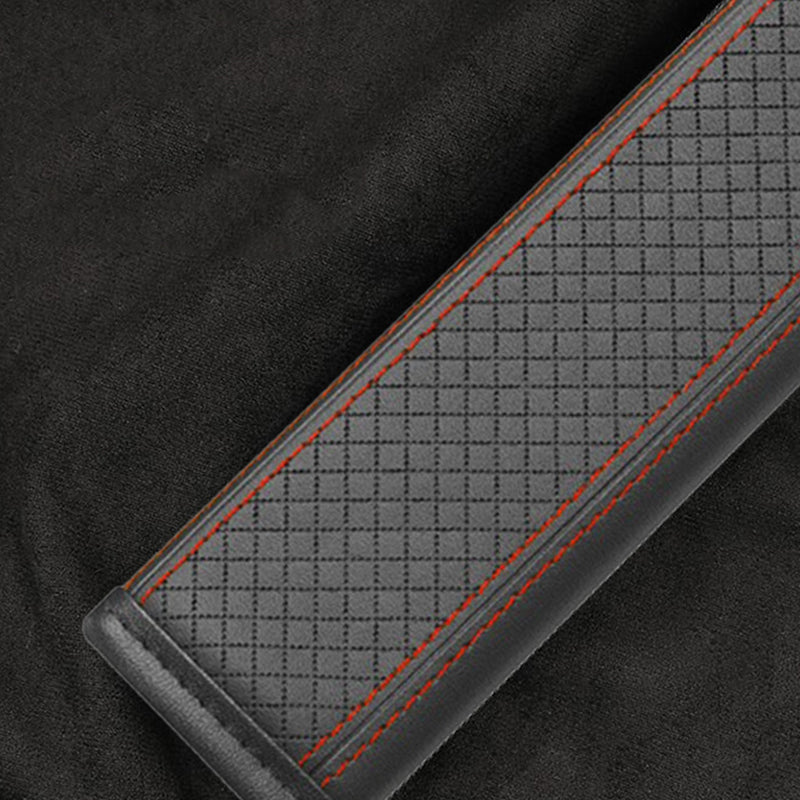 🚗 -50% ! 🛡️ Coussin de Ceinture de Sécurité en Cuir PU – Anti-Pression & Respirable – Doublure Antidérapante pour Conduite Confortable – Noir/Bleu/Rouge 🧵
