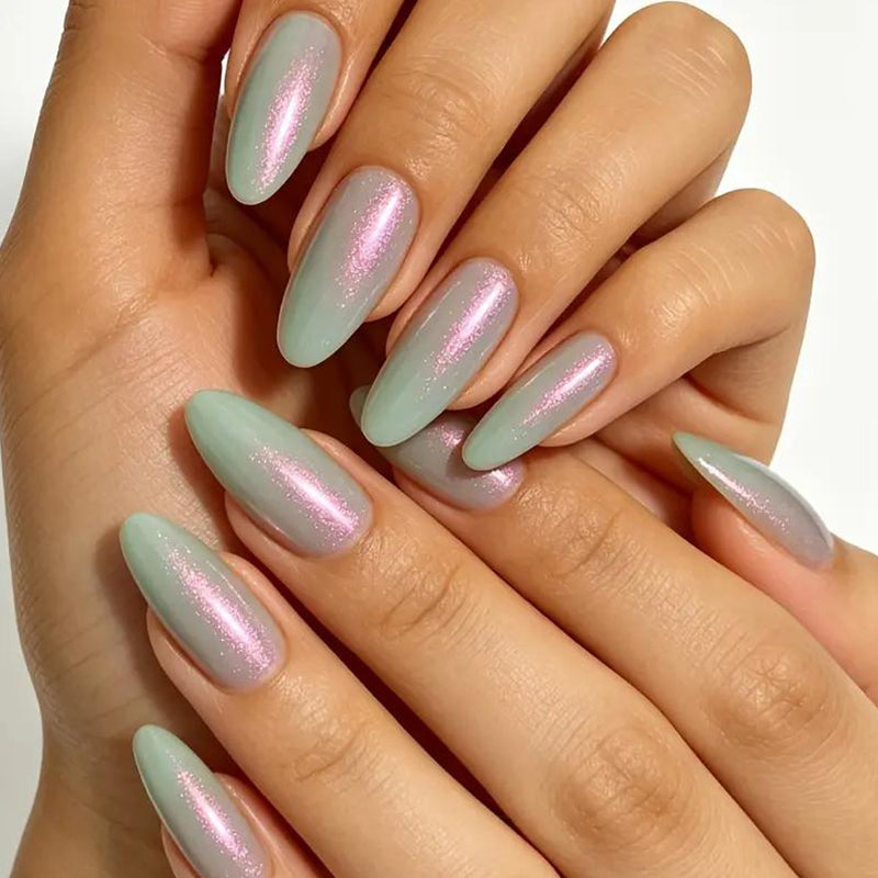Vernis gel pailleté effet œil de chat Aurora