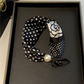 Foulard doux à fermoir magnétique en perles sans nœud