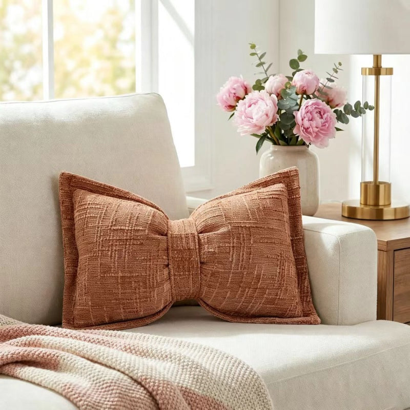 🦋🎀 Coussin décoratif en chenille forme nœud papillon – 30×50 cm, 9 coloris, housse et garnissage inclus, le nœud tout doux qui sublime votre canapé, votre lit ou votre coin lecture 🛋️💕