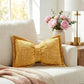 🦋🎀 Coussin décoratif en chenille forme nœud papillon – 30×50 cm, 9 coloris, housse et garnissage inclus, le nœud tout doux qui sublime votre canapé, votre lit ou votre coin lecture 🛋️💕