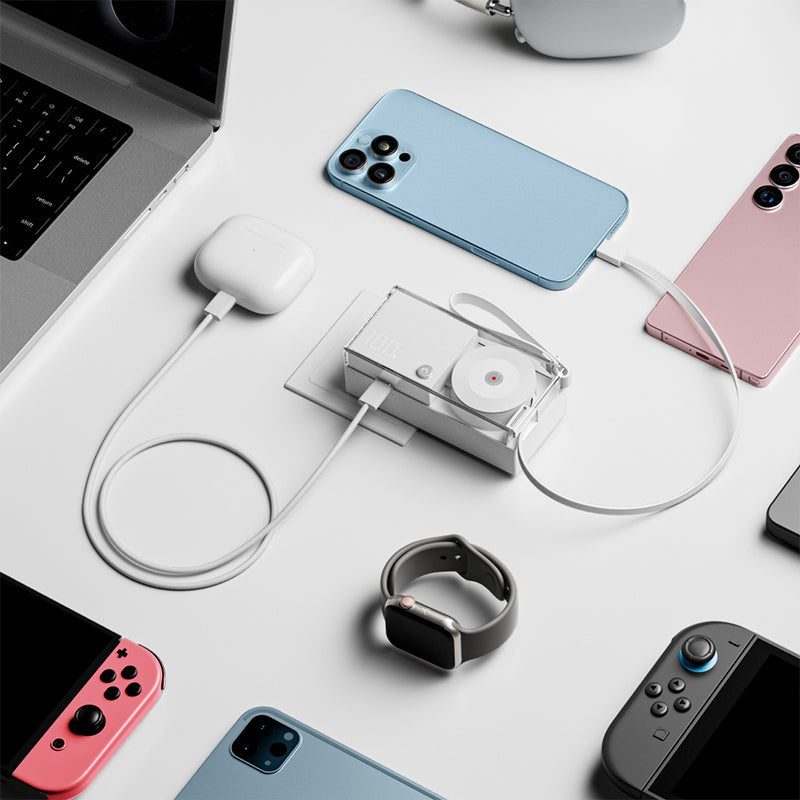 🔋 -50% ! ⚡ Batterie Externe 3-en-1 Charge Rapide – Câble Intégré – Dragonne – Corps Transparent – Blanc/Rose – Ultra-Compacte pour Voyages et Quotidien 📱
