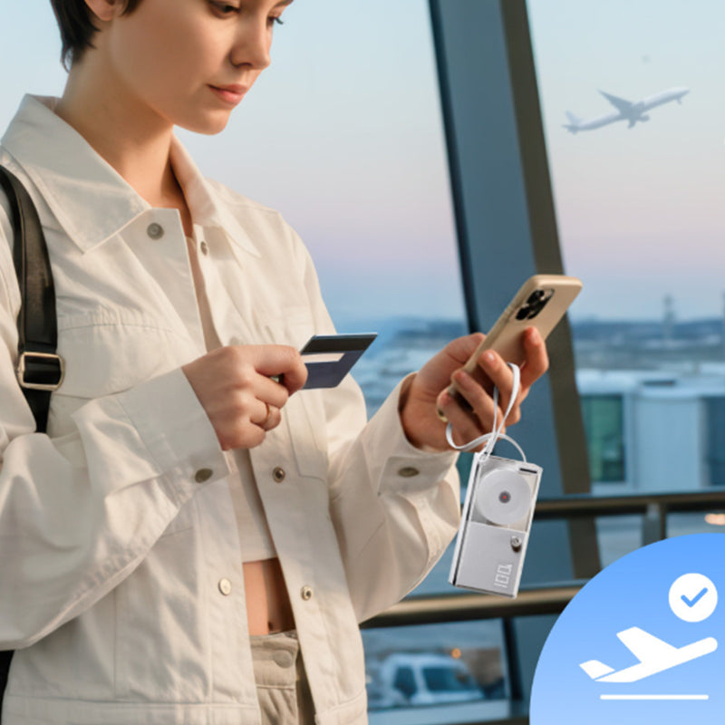 🔋 -50% ! ⚡ Batterie Externe 3-en-1 Charge Rapide – Câble Intégré – Dragonne – Corps Transparent – Blanc/Rose – Ultra-Compacte pour Voyages et Quotidien 📱