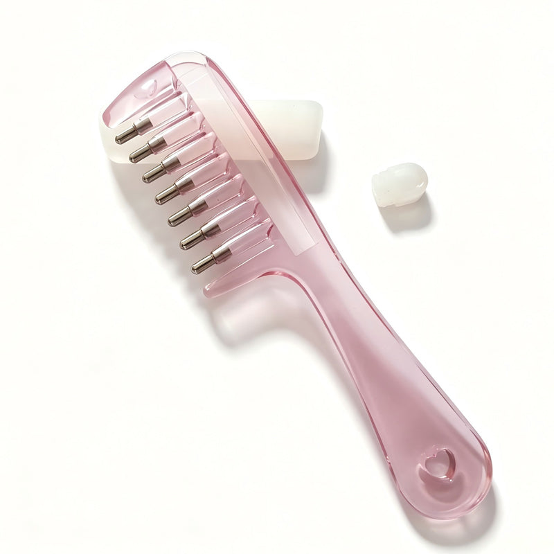 Peigne applicateur pour le cuir chevelu