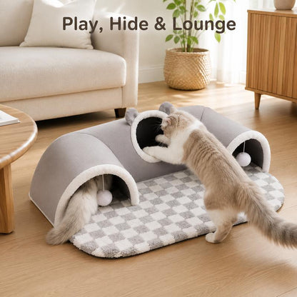 🐱🕳️ Tunnel et lit 3-en-1 en peluche pour chat – Tapis carreaux, pompons interactifs, fermeture éclair, un espace complet pour jouer, se cacher et dormir, le paradis des chats d’intérieur 🌙💛
